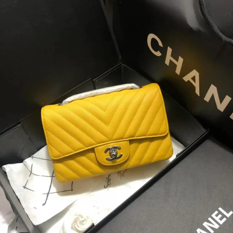Quilted Flap Bag A210