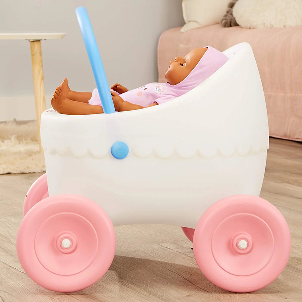 Classic Doll Buggy Q4869