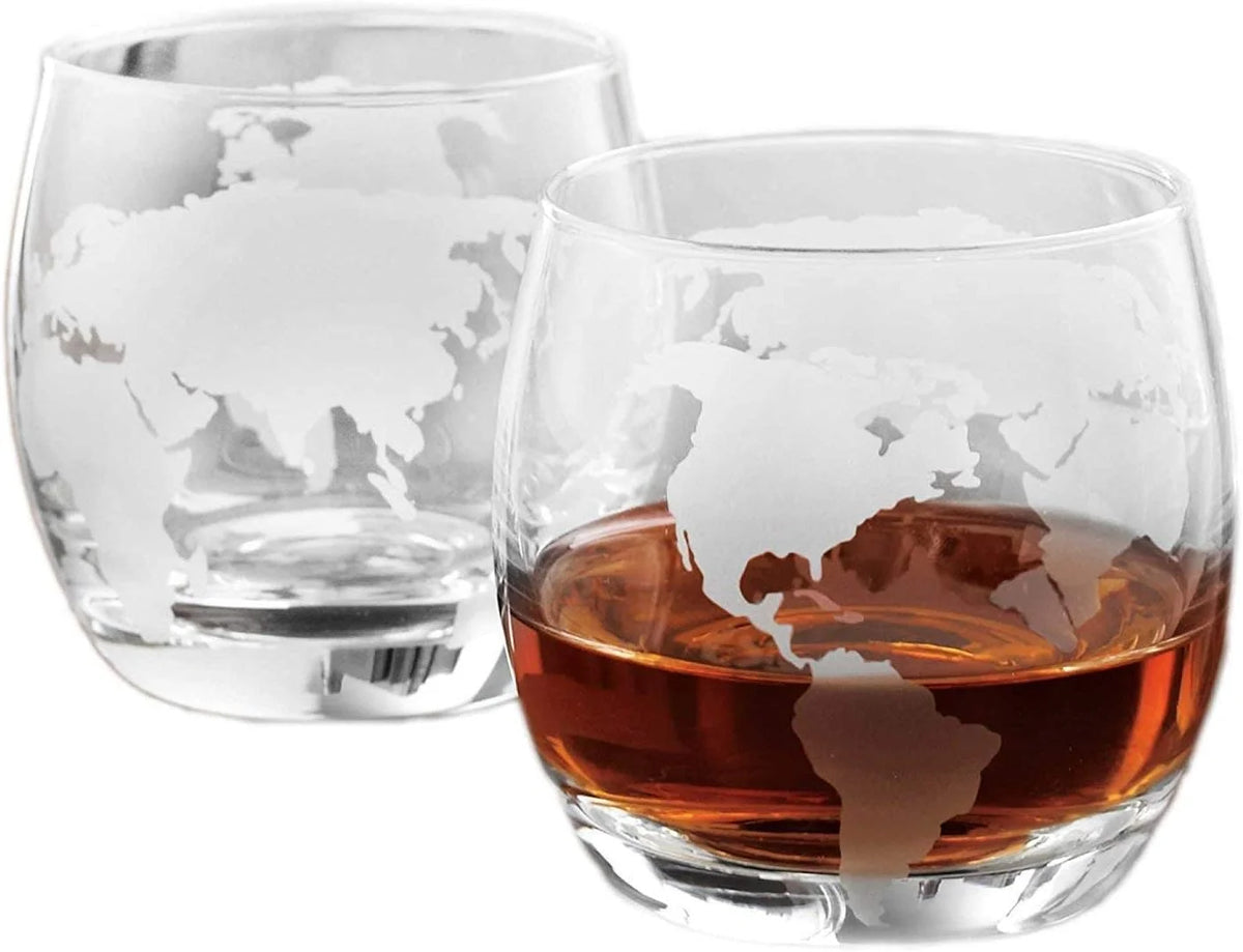 50 Oz Handmade Etched Globe Decanter Set with Wooden Stand and 2 Glasses R69193