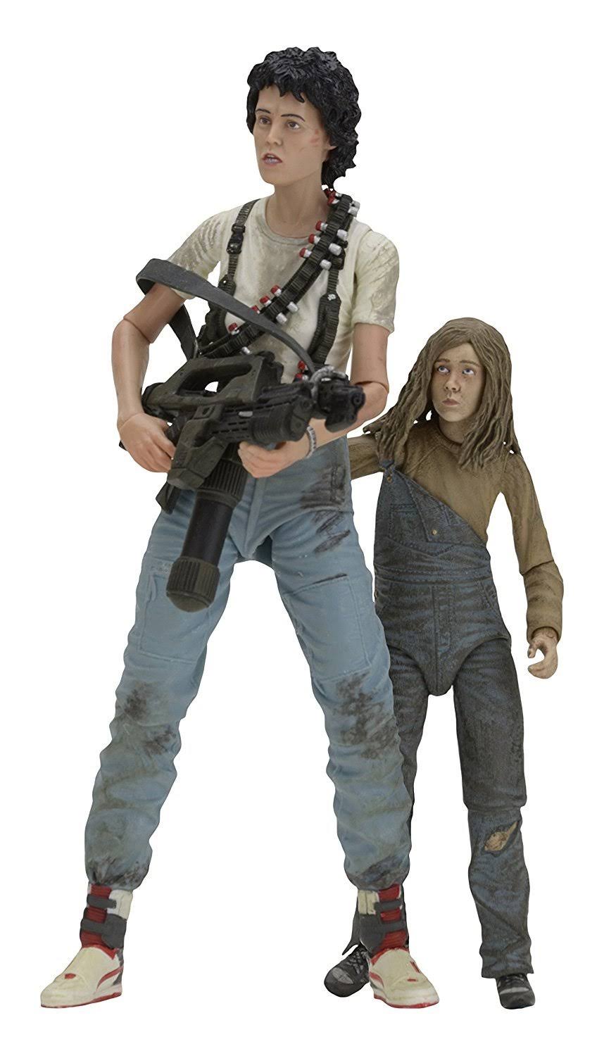 7x22 Scale Action Figure 2-Pack M8662