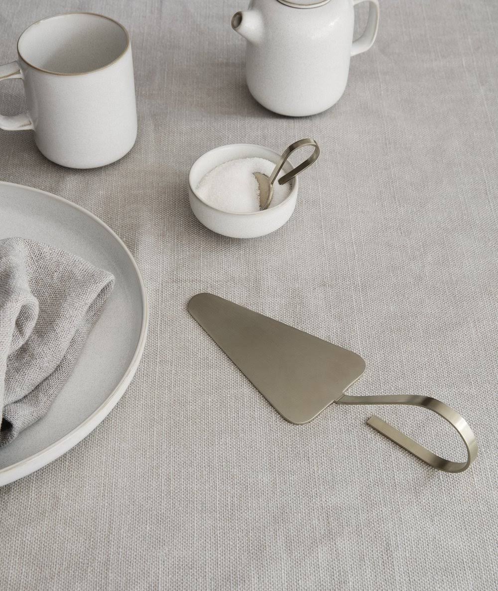 Brass Cake Server Z5243