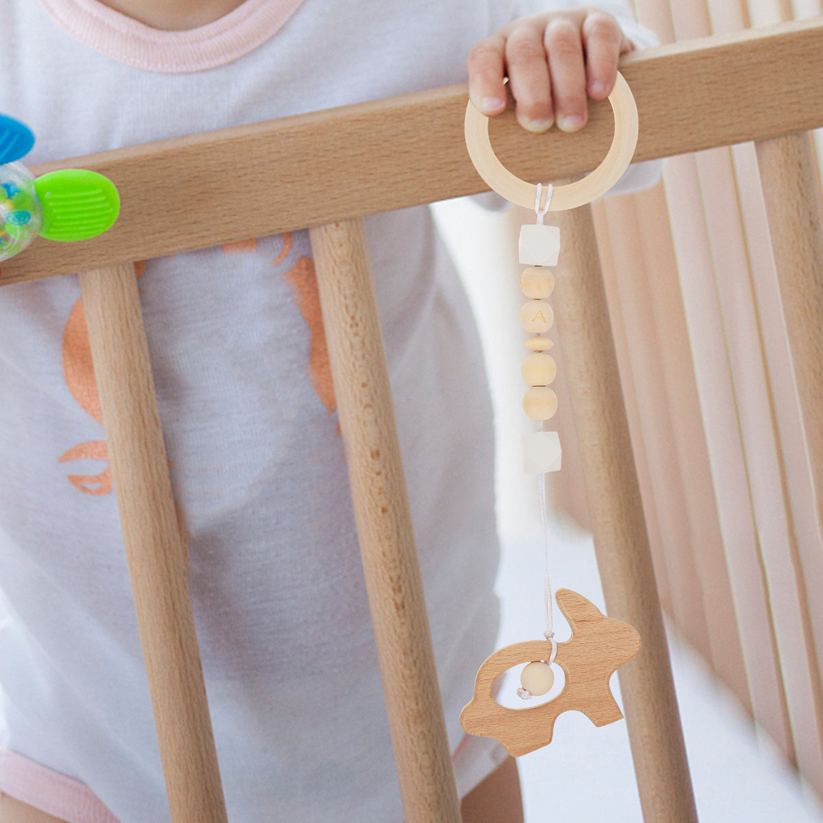 Wood Baby Gym Fitness Rack with Wooden Rattle Spinners K1142