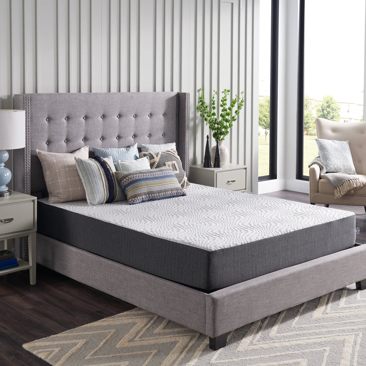 10 Inch Hybrid Queen Mattress C36850